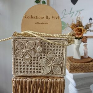 petal de flor- crossbody